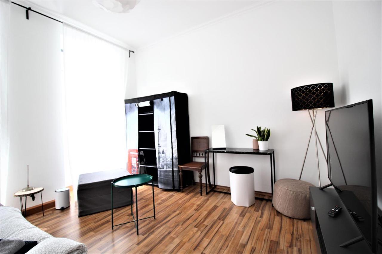 וירצבורג ➤Private Room - Heart Of Downtown With Terrace מראה חיצוני תמונה